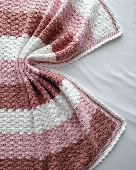 Mauve Crochet Blanket, Dusty Rose Crochet Blanket, Pink Crochet Blanket Color Schemes, Pink Baby Blanket Crochet, Burgundy Crochet Blanket, Pink Crochet Baby Blanket, Crochet Pink Blanket, Crochet Blanket Pink, Pink Crochet Blanket