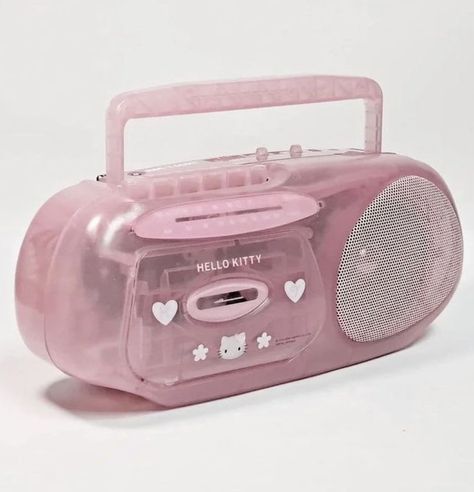 Pink Radio, Rooms Decoration, Images Hello Kitty, Stereo Player, Charmmy Kitty, Retro Gadgets, Hello Kitty Art, Cassette Player, Hello Kitty Items