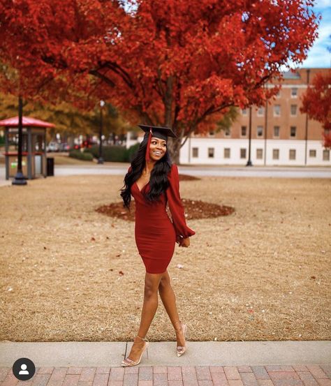 Graduation Dress Ideas University Black Women, College Graduation Outfit Ideas Black Women, Preppy Graduation Outfits, Red Graduation Dress College, Graduation Poses Black Women, Nurse Graduation Outfit, Graduation Dresses Black Women, Outfits For Graduation Ceremony, December Graduation Outfit College