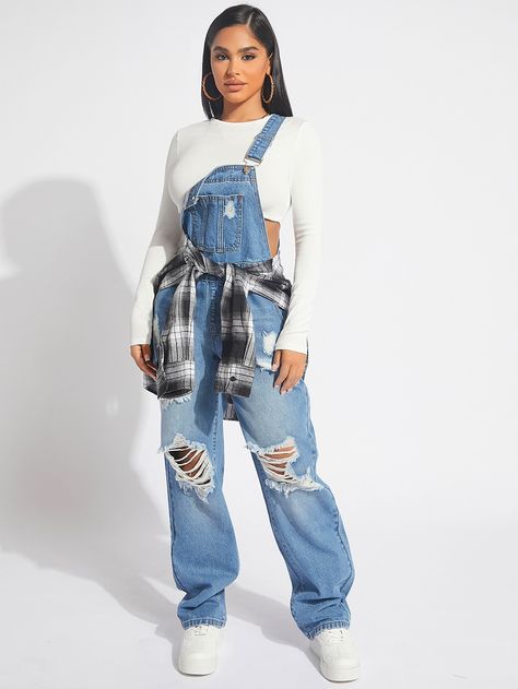 Light Wash Casual Collar Sleeveless Denim Plain Overall Embellished Non-Stretch Spring/Fall Women Denim Ripped Jean Overalls, Women Overall Outfits, Women’s Street Fashion 2023, 90s Fashion Jeans Outfit, 90s Overalls Outfit Hip Hop Women, Overall Crop Top, Jean Dungarees Outfits, Cute Overall Outfits Aesthetic, 90s Fashion Outfits Black Women