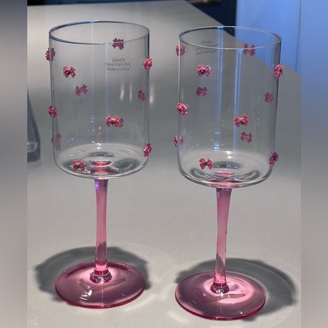 Tiktok Viral Pink Bow Wine Champagne Glasses Set Of 2 Will Ship With Care! Brand New! Bow Champagne Glasses, Wine Glass With Bow, Pink Bow Decor, Bow Glasses, Painted Champagne Glasses, Maximalist Apartment, Alcohol Glasses, Cute Wine Glasses, Fun Beauty Products