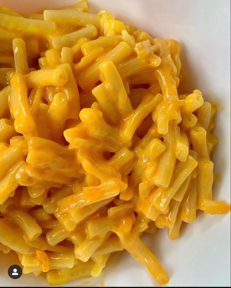 Bowl Of Mac And Cheese, Cheese Aesthetic, Kraft Mac And Cheese, Mac And Cheese Pasta, Road Trip Food, Chocolate Food, Delicacy Food, Yummy Comfort Food, Food Dessert