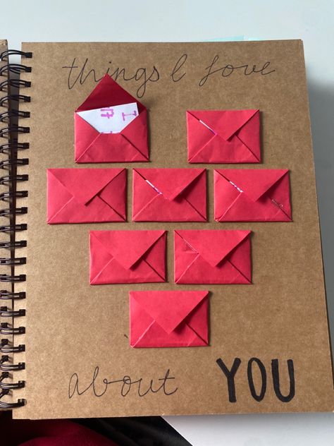 Reasons Why I Love You Scrapbook, Diary For Girlfriend, Memory Scrapbook Ideas For Boyfriend, Birthday Gifts For Best Friend Scrapbook, Scrapbook Ideas For Husband Birthday, Things I Love About You Scrapbook, Boyfriend Homemade Gift Ideas, Notebook Gift Ideas Boyfriend, Read Me When You Need Me Page Ideas