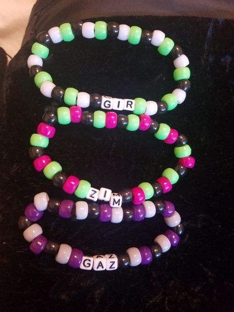 Gir Invader Zim Bracelet, Invader Zim Kandi Bracelet, Gir Kandi Bracelet, Invader Zim Bracelet, Scene Bracelets Ideas, Gir Kandi, Kandi Scene, Emo Kandi, Gaz Invader Zim