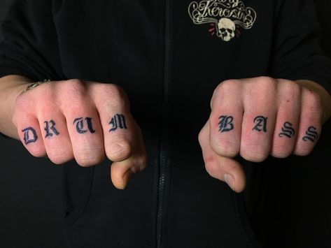 Finger Tattoo Finger Tats Men, Alive Tattoo, Twilight Tattoos, Simple Finger Tattoo, Tattoo Finger, Tatted Men, Finger Tats, Hand And Finger Tattoos, Stick N Poke