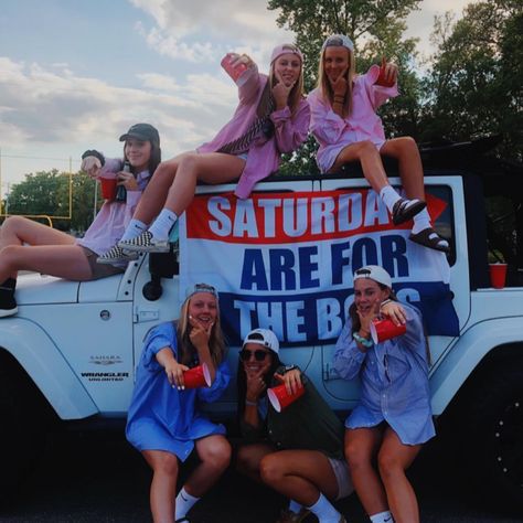 Blue Out Football Game Outfit, Frat Party Themes, Football Season Outfits, Football Game Outfit Highschool, Teenager Life, School Spirit Posters, Pep Club, Frat Boys, Senior Year Fun