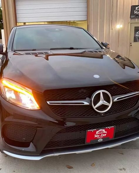 Eniola Badmus gifts herself a Mercedes Benz GLE 450 Coupe on her birthday ⋆ Sellatease Tech Blog Benz Gle 450, Gle 450, Mercedes Ml350, Benz Gle, Tech Blog, Glitz And Glam, Trending Videos, Hard Work, Work Hard