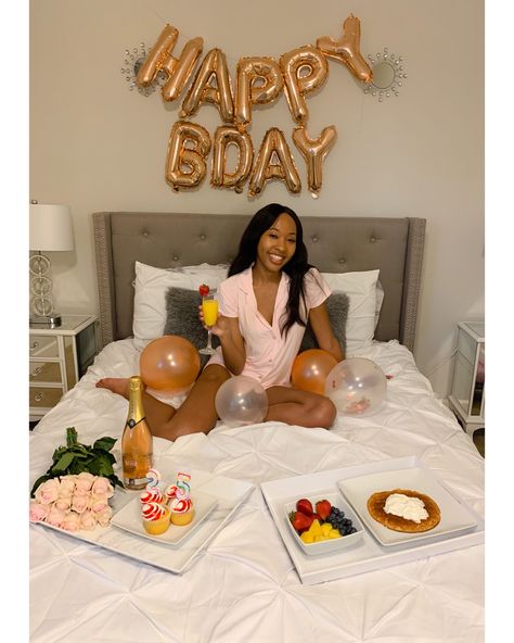 28th birthday photoshoot #28th #birthday #cake #for #women #photoshoot Birthday Shoot In Bed, Birthday In Bed Photoshoot Ideas, Bed Photoshoot Birthday, Breakfast In Bed Photoshoot, Birthday Bed Photoshoot, Birthday In Bed Photoshoot, Bed Birthday Photoshoot, Birthday In Bed, 24th Birthday Photoshoot