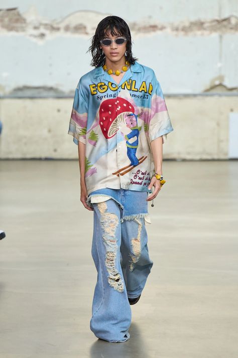 Spring Mens Fashion 2023, 2023 Menswear Fashion Show, Cloth Brand, Mushroom Head, Art Textiles, Menswear Fashion Show, Gcse Art, Mens Trends, Student Fashion