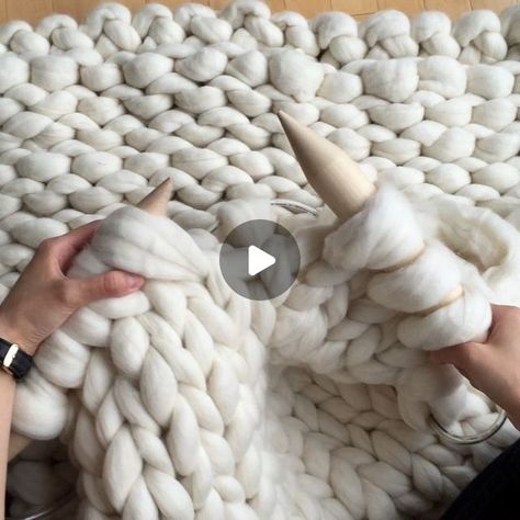 Extreme knitting in action! 🎥 Love the sound of the birch knitting needles- so soothing to my ears 🎶 {Fluffy merino wool by @mamaknowsluxury ... Extreme Knitting, Knitting Needles, Merino Wool, Wool, Knitting