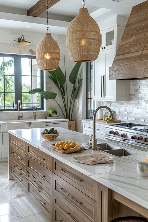 Modern Beach Kitchen Ideas, Kitchen Dining Inspiration, Coastal Style Kitchen Designs, Open Airy Kitchen, Moody Coastal Kitchen, Arizona Kitchen Design, Beach Home Interior Design, Neutral Color Kitchen Ideas, Tulum Inspired Home