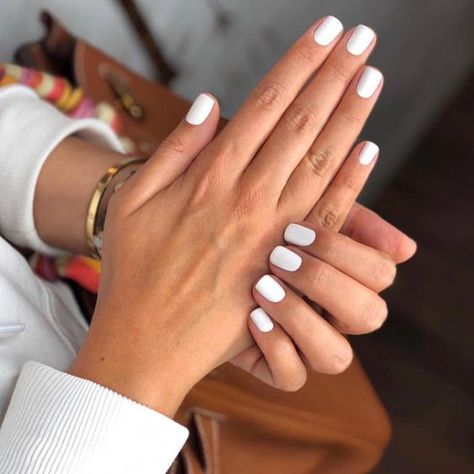 Manicure Shellac, At Home Manicure, White Gel Nails, Home Manicure, Shellac Manicure, White Manicure, Nails Love, Manikur Kuku, Short Gel Nails