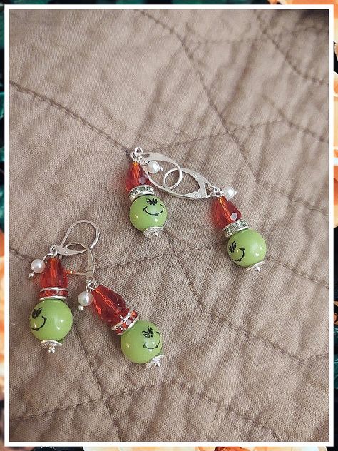 Christmas Jewelry Diy - Never miss the amazing and greatest deal. Click to visit and find out more! Diy Xmas Jewelry, Diy Christmas Necklace Ideas, Gnome Earrings Diy, Christmas Jewellery Ideas, Diy Xmas Earrings, Diy Christmas Jewelry Ideas, Christmas Earrings Diy, Diy Christmas Jewelry, Holiday Earrings Diy