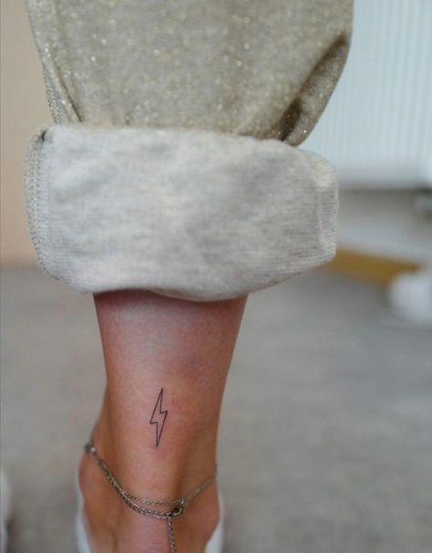 Mini Ankle Tattoos For Women, Minimalist Tattoo Locations, Small Fire Tattoo For Women, Fun Minimalist Tattoo, Unique Minimalist Tattoo Meaningful, Fire Minimalist Tattoo, Delicate Tattoo Minimalist, Minimalist Leg Tattoo, Little Back Tattoos