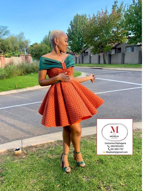 Modern sepedi, modern shweshwe, modern traditional attire Setswana Traditional Attire For Women, Sepedi Traditional Attire For Women, Setswana Traditional Attire, Modern Sepedi Traditional Dresses, Shweshwe Outfits, Shweshwe Designs, Sepedi Traditional Attire, Sesotho Traditional Dresses, Sepedi Traditional Dresses