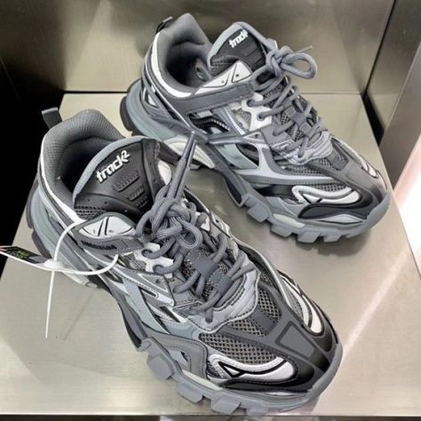 سكارليت جوهانسون, Balenciaga Track 2, Balenciaga Track Sneakers, Skor Sneakers, Dr Shoes, Balenciaga Sneakers, Balenciaga Track, Hype Shoes, Balenciaga Shoes