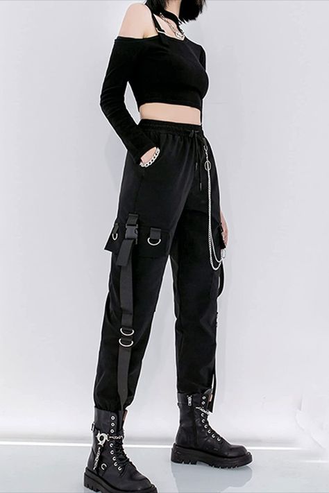 Gothic Overalls, Techwear Female, Casual Black Pants, Women Techwear, Techwear Women, Goth Pants, Cargo Pants For Women, Punk Style Outfits, Alt Clothes