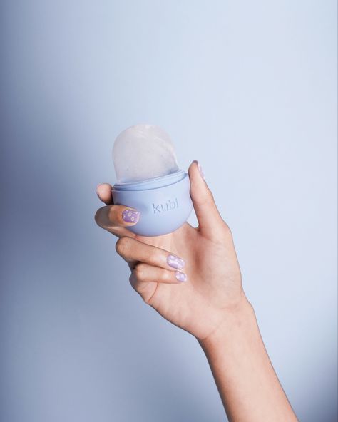 Skin icing - beauty Trends - ice on face Skin Icing, Icing Tools, 30k Followers, Ice Ice Baby, Beauty Tools, Self Care, Instagram Profile, Tools, Skin