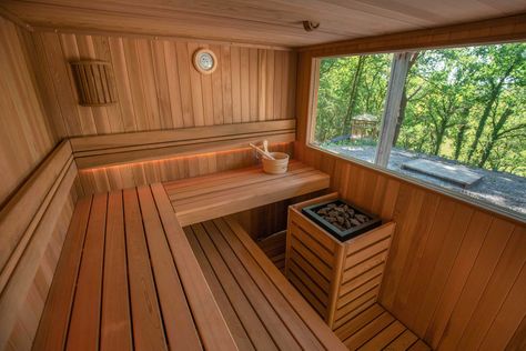 Chaleur Outdoor - Alpha Wellness Sensations Tub Inspiration, Scandinavian Saunas, Sauna Ideas, Japanese Concept, Sauna Benefits, Sauna House, Spa Life, Sauna Design, Outdoor Sauna