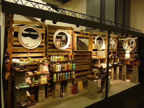 KEEP LEAF - booth displays check out our beautiful displays from our tradeshows ! Rustic Market Stall, Show Booth Design, Exhibition Ideas, Stall Design, Booth Displays, Trade Show Booth, Trade Show Booth Design, Exhibit Design, Show Booth