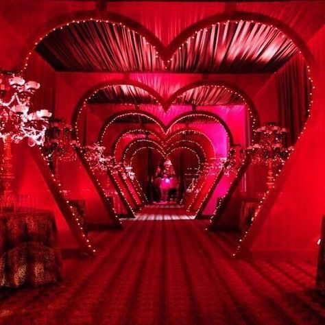 Ideas Para 15 Años, Ideas Para 15, Burlesque Party, Lovecore Aesthetic, Red Lights, Red Room, Red Rooms, Red Aesthetic, Cabaret