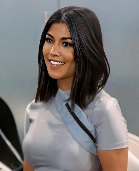 Short Hair Kourtney Kardashian, Bob Kourtney Kardashian, Kardashian Short Hair Hairstyles, Short Hair Kardashian, Kardashian Hairstyles Short, Kardashians Short Hair, Courtney Kardashian Hair Short, Kourtney Kardashian Hair Color, Fashion Forward Hairstyles