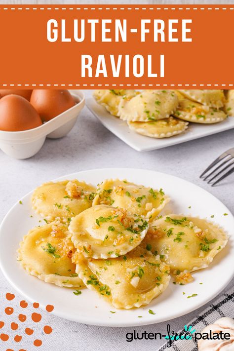 Make this easy gluten-free ravioli to add to your favorite pasta sauce! Choose your filling and you'll be so pleased you made it from scratch, you can't beat that taste! Entree Food, Gluten Free Ravioli, Pasta Entrees, Gluten Free Pasta Dishes, Gf Pasta, Pasta Homemade, Gluten Free Italian, Ravioli Recipe, Gluten Free Dishes