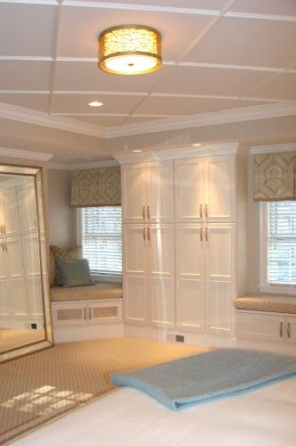 corner window seat- master bedroom nook? Farmhouse Bedroom Ideas Master Suite, Master Suite Remodel, Stylish Master Bedrooms, Master Suite Addition, Organizar Closet, Bedroom Addition, Garage Bedroom, Bedroom Layout, French Country Bedrooms