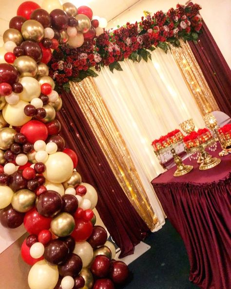 Burgundy Gold Backdrop, Burgundy And Gold Backdrop, Burgundy Decorations Party, Quince Decorations Burgundy, Burgundy And Gold Wedding Decorations, Quinceanera Balloon Decorations, Burgundy Quinceanera Decorations, Red And Gold Backdrop, Burgundy Party Decorations