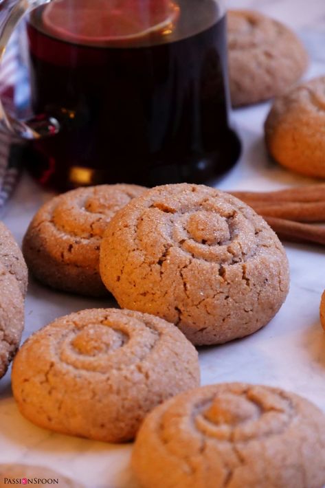 Try these wine cookies for a new cookie experience. These crunchy, light, not too-sweet cookies are made with red wine and cherry liqueur. It can't get any better than that. They make a perfect addition to the cold season. #cookies #winecookies #vino #wine #mulledwine #crunchycookies #baking Italian Wine Cookies, Red Wine Cookies, Alcohol Cookies, Wine Treats, Wine Cookies, Leftover Wine, Bakery Treats, Blackberry Wine, Cherry Liqueur