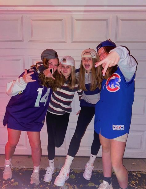 Frat Boys Halloween Costume, Gangster Halloween Costumes, Frat Outfits, Frat Party Outfit, Spirit Week Outfits, Cute Group Halloween Costumes, Matching Halloween Costumes, Boy Halloween