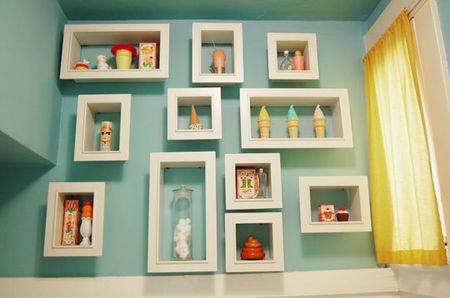 bemz Toy Display Ideas, Vintage Toy Display, Toy Collection Display, Shadow Box Shelves, Shelf Arrangement, Ceiling Shelves, Box Shelves, Great Bathrooms, Toy Display