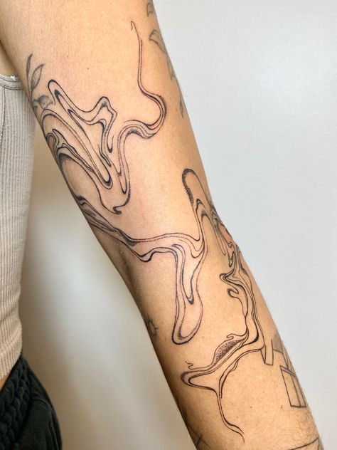 A tattoo i did not too long ago! Check out more on my instagram @createdbydig 🤍 Mazikeen Tattoo Ideas, Water Effect Tattoo, Large Line Work Tattoo, Waves With Words Tattoo, Swirly Arm Band Tattoo, Dripping Word Tattoo, Tattoo Wavy Lines, Curvy Lines Tattoo, Wrap Around The Arm Tattoo