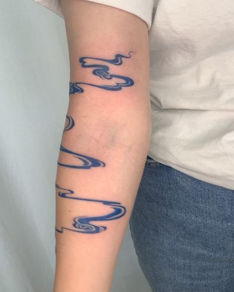 Melanie on Instagram: "Some flowy wrapped arm pieces, I really love doing these!!" Both Arm Tattoos, Arm Doodle Tattoos, Simple Full Arm Tattoo, Flowy Dragon Tattoo, Flowy Arm Tattoo, Water Arm Tattoo, Colour Line Tattoo, Abstract River Tattoo, Spiral Arm Tattoo