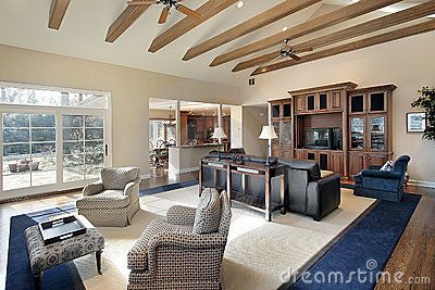 Family room with wood beams Formal Seating Area, Craftsman Living Room Ideas, Craftsman Style Living Room, Craftsman Living Rooms, Large Living Room Layout, Craftsman Living Room, Long Living Room, Living Room Furniture Layout, Living Room Furniture Arrangement