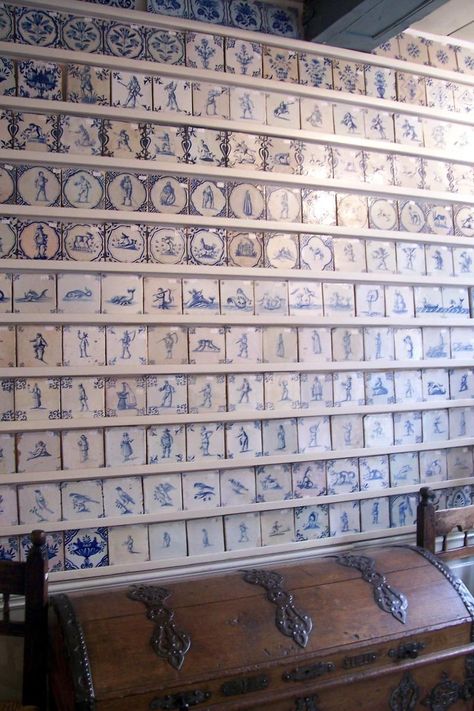 Antiques Dutch Tiles, Delft Tiles, Orange City, Antique Tiles, Blue And White China, Fireplace Tile, Blue Tiles, Beautiful Tile, White Tiles