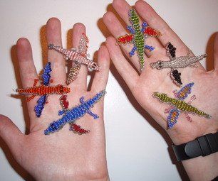 Beaded Dragons Bead Lizard, Pony Bead Animals, Pony Bead Crafts, Pony Bead Patterns, Seed Bead Patterns, Bead Ideas, Beaded Crafts, Dragon Pattern, Beaded Animals