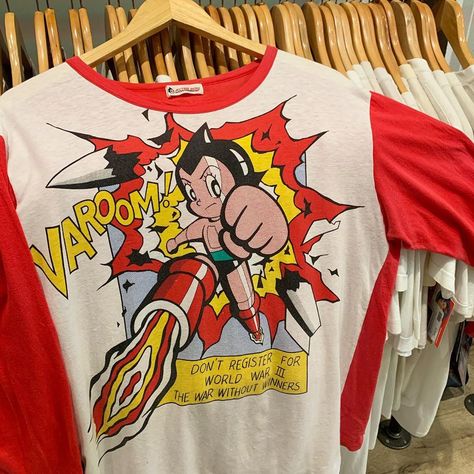 Vintage Boys Clothes, 90s Shirts Graphic Tees, Silly Clothes, Osamu Tezuka, Nerd Fashion, Cartoon Tshirt, Fashion Goals, Round Two, Clothing Pieces