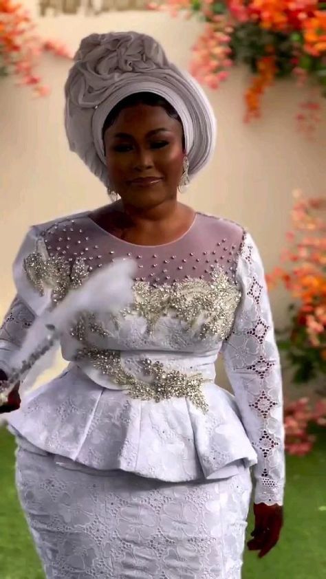 Lace Dress Styles Nigerian, Lace Skirt And Blouse Styles, Lace Skirt And Blouse, Lace Styles For Wedding, Wedding Dress Sewing Patterns, Lace Dress Classy, Nigerian Lace Styles Dress, Nigerian Lace Styles, African Lace Styles