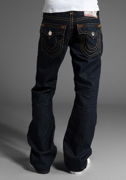 True Religion Outfits, Takuache Outfits Guys, True Religion Jeans Men, Ropa Hip Hop, Blue For Men, Orange Jeans, Mode Grunge, Mens Bootcut Jeans, Dope Outfits For Guys