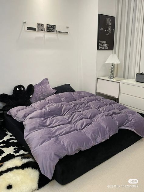 Setup Room Ideas, Room Ideas Diy, Sneakerhead Room, Hypebeast Room, Makeover Bedroom, Dekorasi Kamar Tidur, Pinterest Room Decor, Apartment Decor Inspiration, Dreamy Room