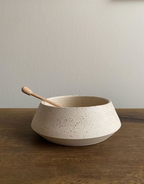 Angular Bowl - Medium by Cóte García Ceramics | Wescover Plates & Platters Textured Bowl, Textured Bowls, Ceramic Cutlery, Pottery Form, Hand Thrown Pottery, Pottery Crafts, Ceramics Pottery Art, Ceramics Ideas Pottery, Furniture Art