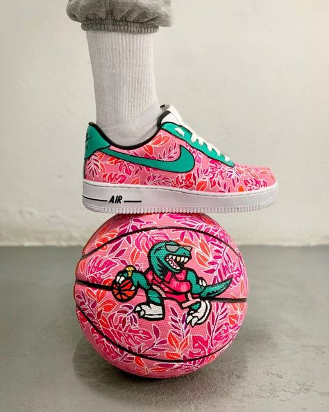 Custom hand painted basketball and matching sneakers to celebrate the 2020-2021 season. Bright and bold pattern with Raptors logo Painted Basketball, Raptors Logo, Matching Sneakers, Shoe Refashion, Painted Nikes, Custom Painted Shoes, Basketball Theme, Custom Kicks, Custom Basketball