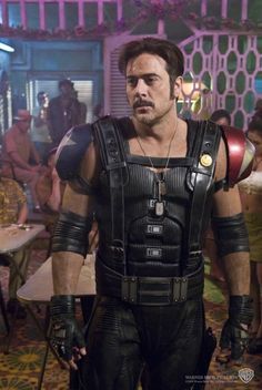 Comedians, Jeffrey dean morgan and Jeffrey dean on Pinterest Comedian Aesthetic, Dr Manhattan, Dave Gibbons, Zack Snyder, The Comedian, Dc Multiverse, Jeffrey Dean, Jeffrey Dean Morgan, Dc Movies