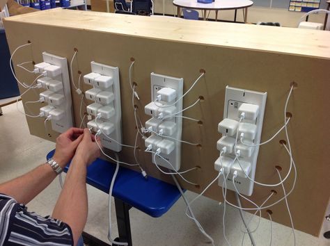 Flickr Chromebook Storage Classroom, Chromebook Storage, Technology Organization, Ipad Charging Station, Tablet Storage, Tech Storage, Ipad Storage, Ipad Organizer, Device Storage