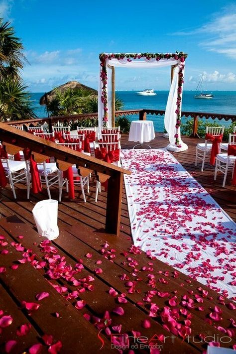 Red Rose Beach Wedding, Red Outdoor Wedding, Red Beach Wedding, Sea View Wedding, Beach Wedding Red, Wedding On The Beach, Red Wedding Theme, Dream Beach Wedding, Wedding Ceremony Arch