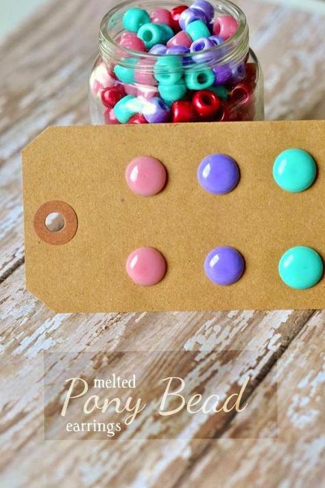 How to make earrings by melting simple craft beads! We have tons of these beads and I can't wait to try this out. Those earrings are so cute! Melted Pony Beads, Pony Bead Jewelry, Pony Bead Crafts, Melting Beads, Pony Beads, Bead Jewelry, Bijoux Diy, How To Make Earrings, Crafts To Sell