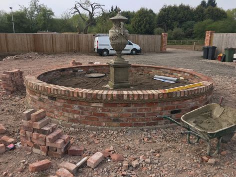 Fountain Driveway, Driveway Roundabout, Roundabout Driveway, Driveway Brick, Farm Entrance, Brick Garden, Reclaimed Brick, Live Oak, Water Feature