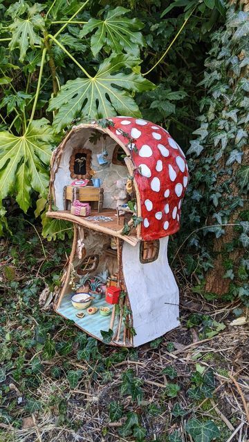 Paper Mache Castle, Mushroom Greenhouse, Woodland Dollhouse, Diy Mushroom House, Mushroom Dollhouse, Fairy Doll House, Mushroom Fairy House, Fairy Dollhouse, Have A Wonderful Week