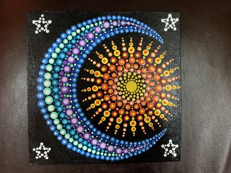 Mandala dot painting Puffy Paint Dot Art, Mandala Art With Acrylic Paint, Dot Paint Designs, Mandela Paintings Easy, Dot Art Painting Patterns Easy On Canvas, Dotted Painting Ideas, Acrylic Dot Painting Ideas Easy, Mandela Dot Painting, Dot Mandela Patterns